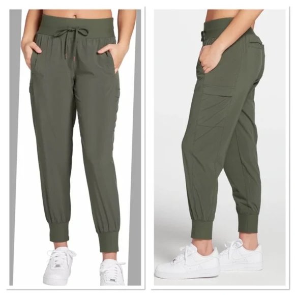 CALIA by Carrie Underwood | Pants 